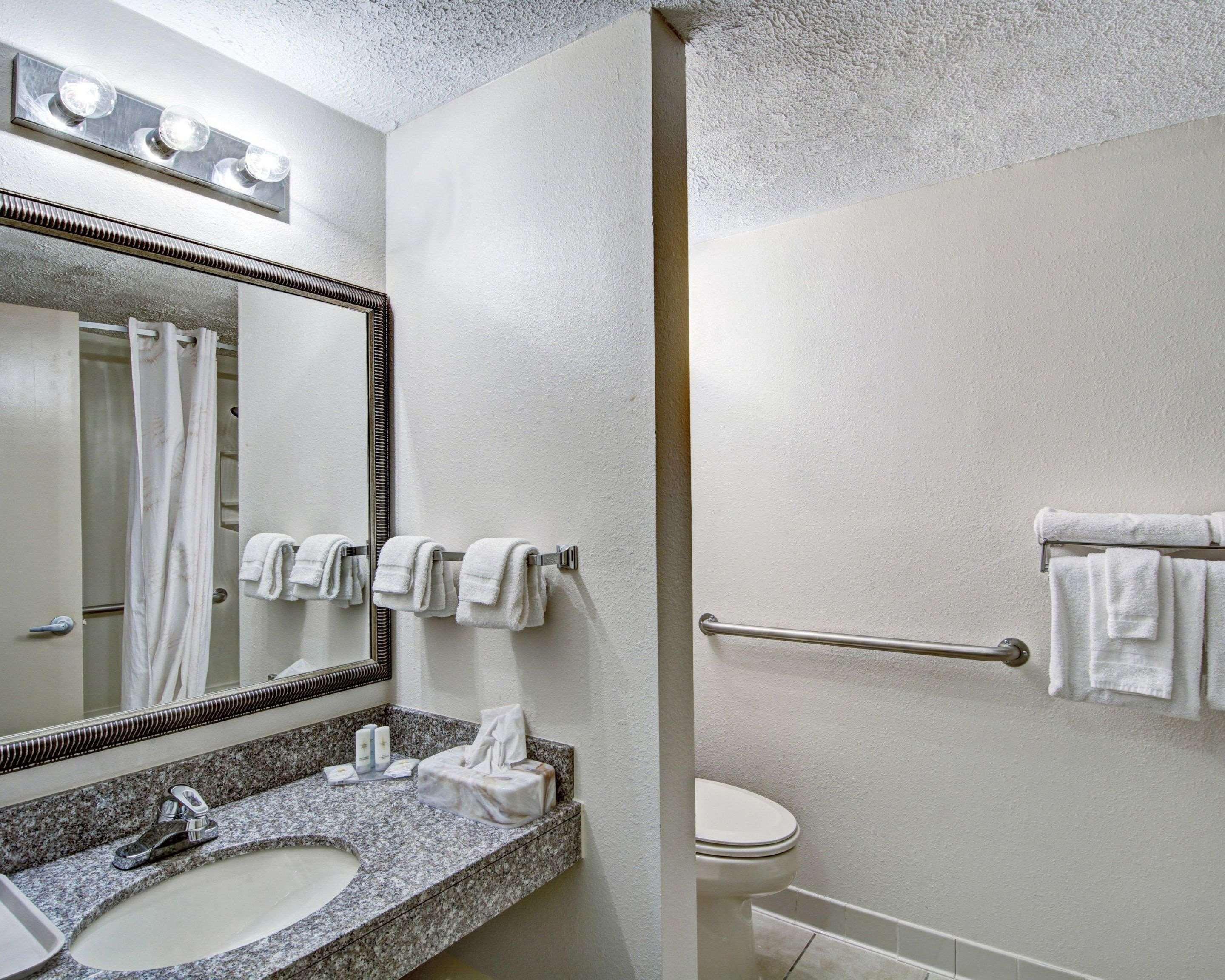 Clarion Pointe Beckley Otel Dış mekan fotoğraf