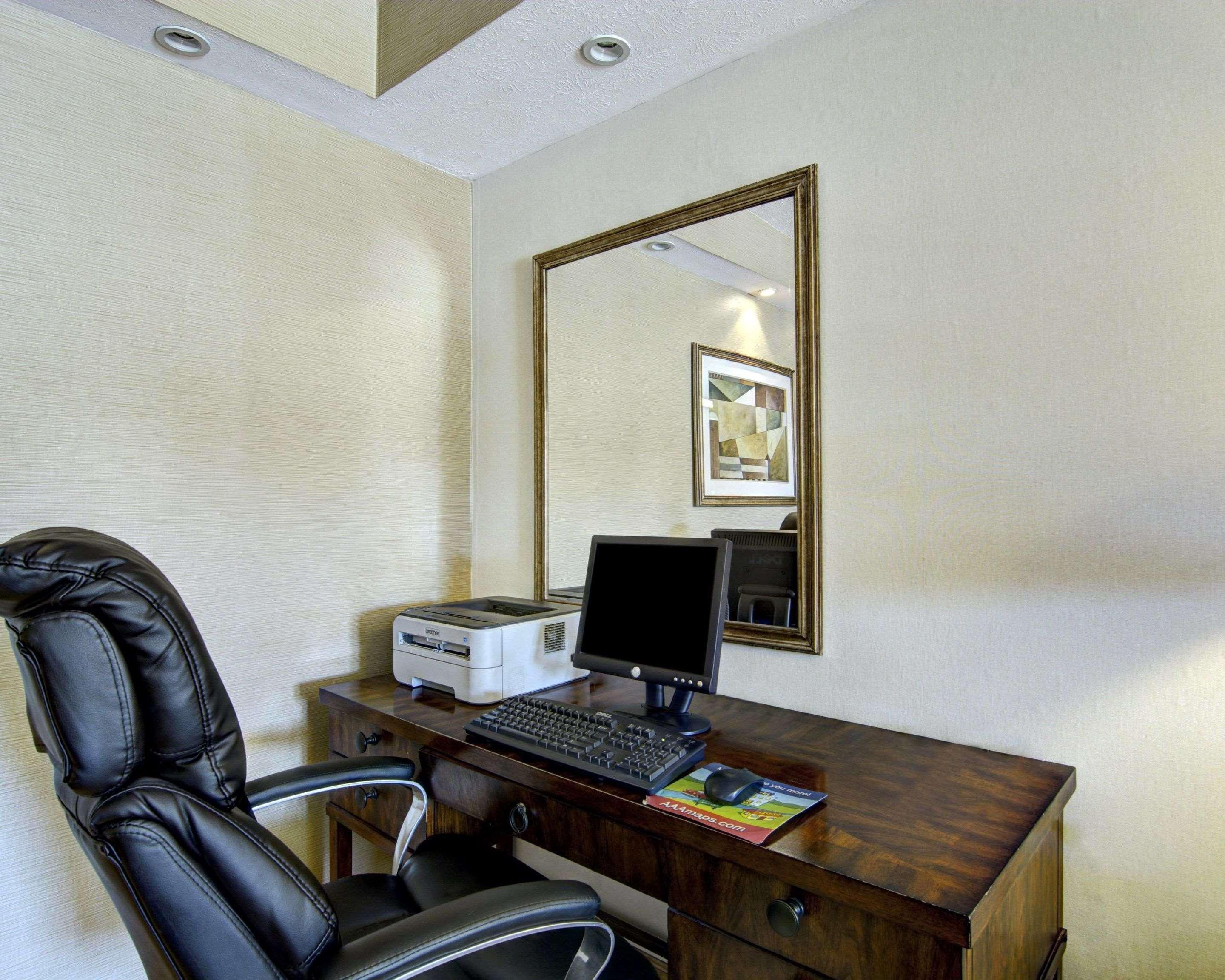 Clarion Pointe Beckley Otel Dış mekan fotoğraf